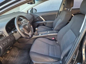 Toyota Avensis 2.2 Executive от България, снимка 13