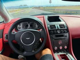 Aston Martin V8 Vantage СЕРВИЗЕН* ЗАЩИТНО ФОЛИО* LIMITED Edition * , снимка 13