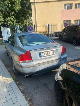 Volvo S60 D5 | 215hp | Обслужена и много гледана , снимка 2