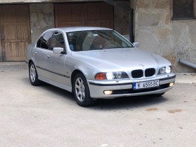 BMW 520, снимка 1 - Автомобили и джипове - 45556716