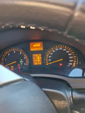 Toyota Avensis Т27 - 4990 € / 9759.59 лв. - 87357613 11