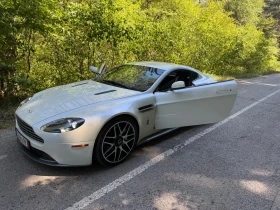 Aston Martin V8 Vantage СЕРВИЗ* ЗАЩИТНО ФОЛИО* LIMITED Edition SP10* 