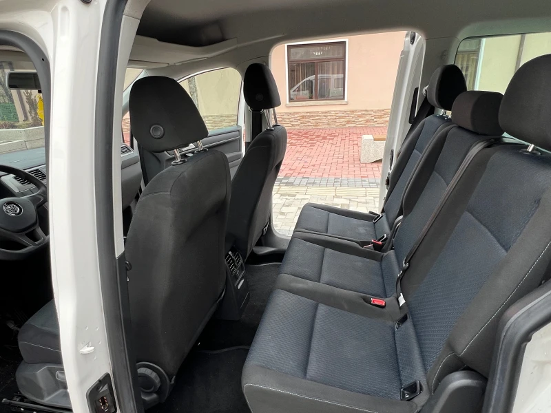 VW Caddy ПЪТНИЧЕСКИ КАТО НОВА КЛИМА ГЕРМАНИЯ 2.0 TDI, снимка 13 - Автомобили и джипове - 49250829