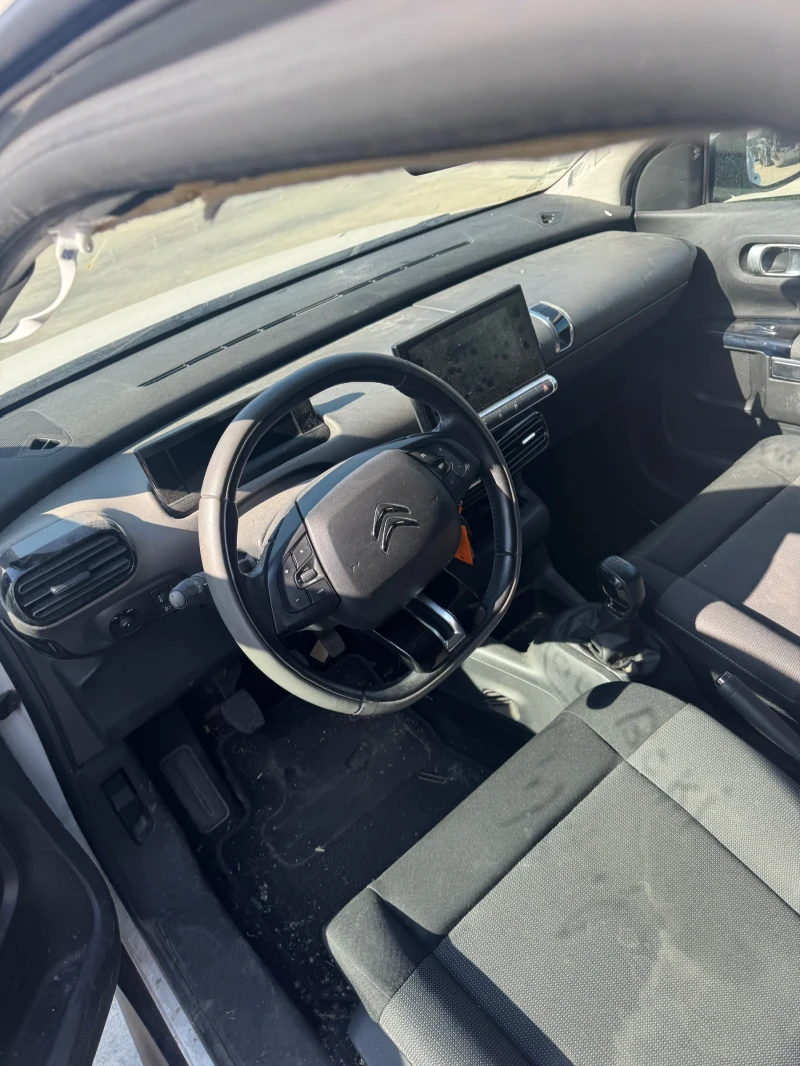 Citroen C4 Cactus 1.2 i , снимка 4 - Автомобили и джипове - 51315384