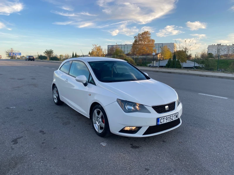 Seat Ibiza 1.4, снимка 3 - Автомобили и джипове - 52251152