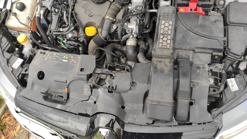 Renault Megane 1.5 dci, снимка 11 - Автомобили и джипове - 52367270