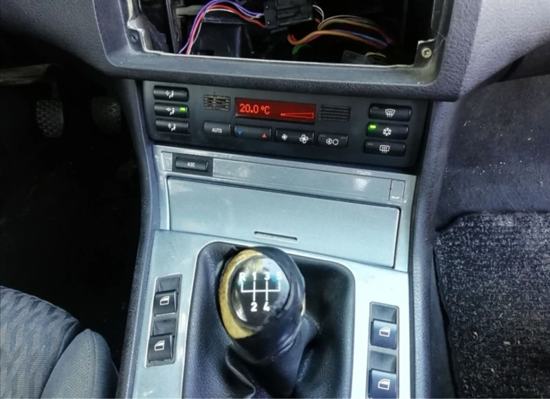 BMW 318 E46 318 ci 1.9 m43b19, снимка 4 - Автомобили и джипове - 52576648