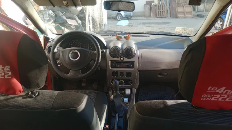 Dacia Logan 1, 5 dci, снимка 8 - Автомобили и джипове - 52952244