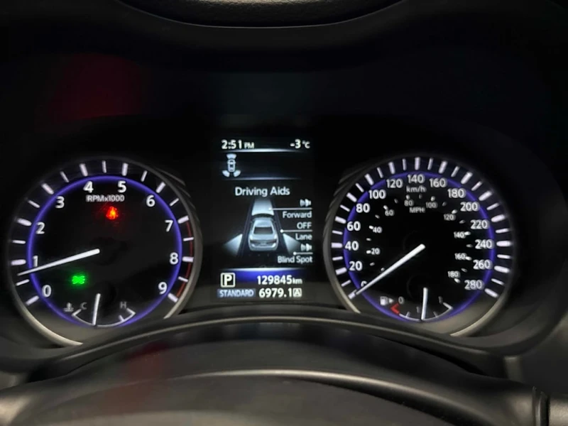 Infiniti Q50 * Red Sport 400 * CARFAX * БЕЗ ПЪРВОНАЧАЛНА ВНОСКА, снимка 8 - Автомобили и джипове - 52908357