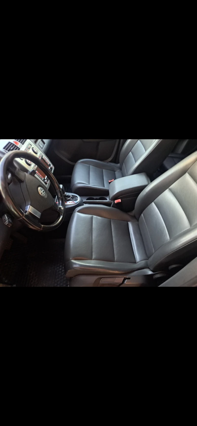 VW Touran, снимка 4 - Автомобили и джипове - 53302629