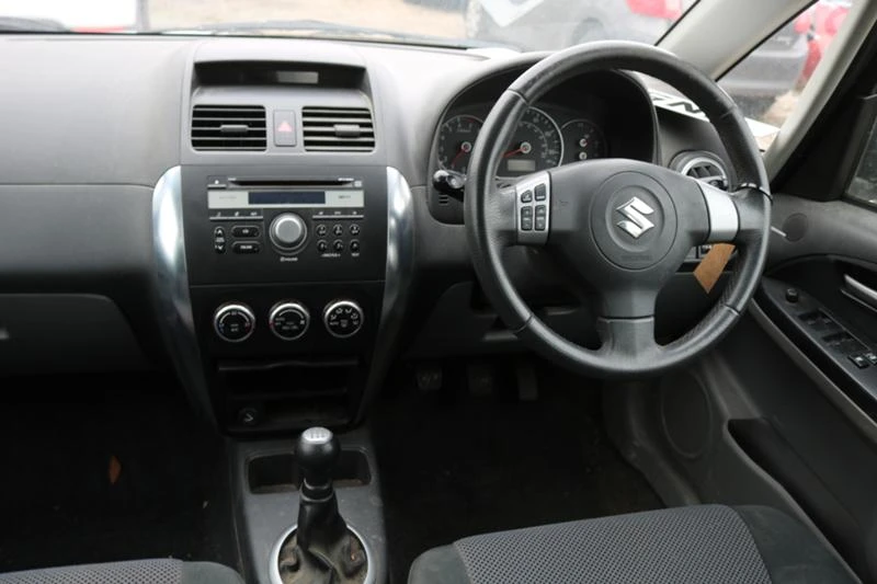 Suzuki SX4 1.6 НА ЧАСТИ, снимка 12 - Автомобили и джипове - 35898477