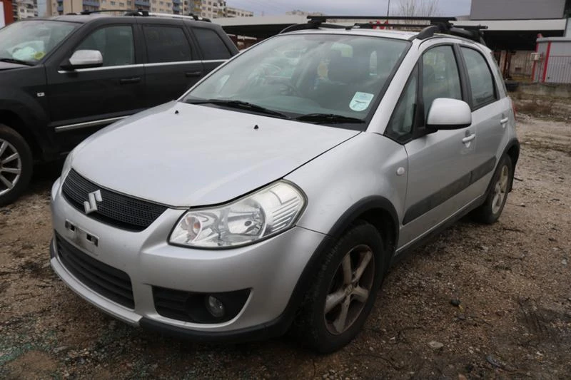 Suzuki SX4 1.6 НА ЧАСТИ, снимка 4 - Автомобили и джипове - 35898477