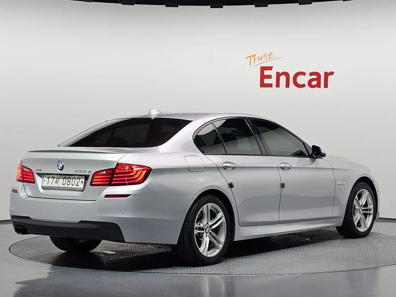 BMW 530 530d xDrive M Aero Dynamic| 258к.с., снимка 2 - Автомобили и джипове - 56289721