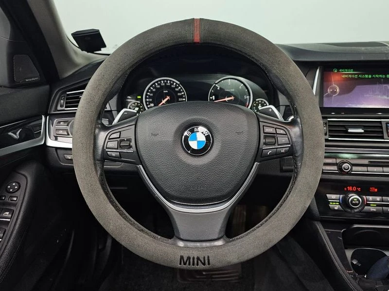 BMW 530 530d xDrive M Aero Dynamic| 258к.с., снимка 13 - Автомобили и джипове - 56289721