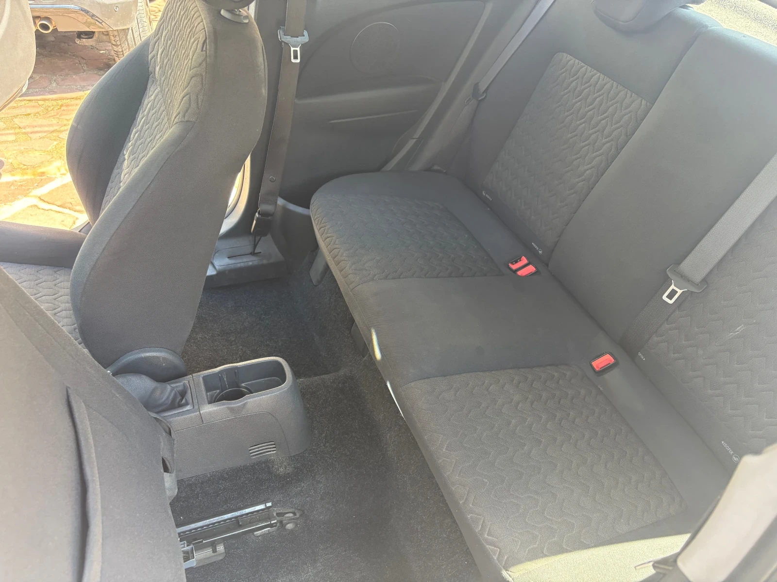 Opel Corsa  - изображение 10