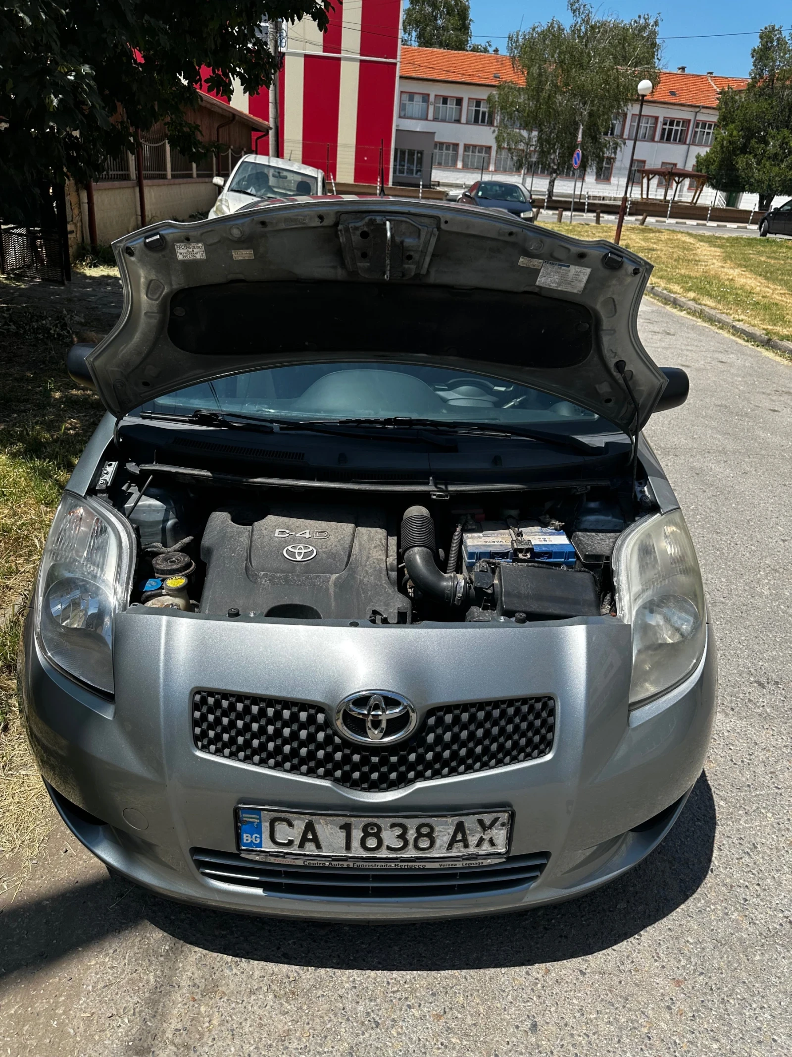 Toyota Yaris 1.4 D4D - изображение 2
