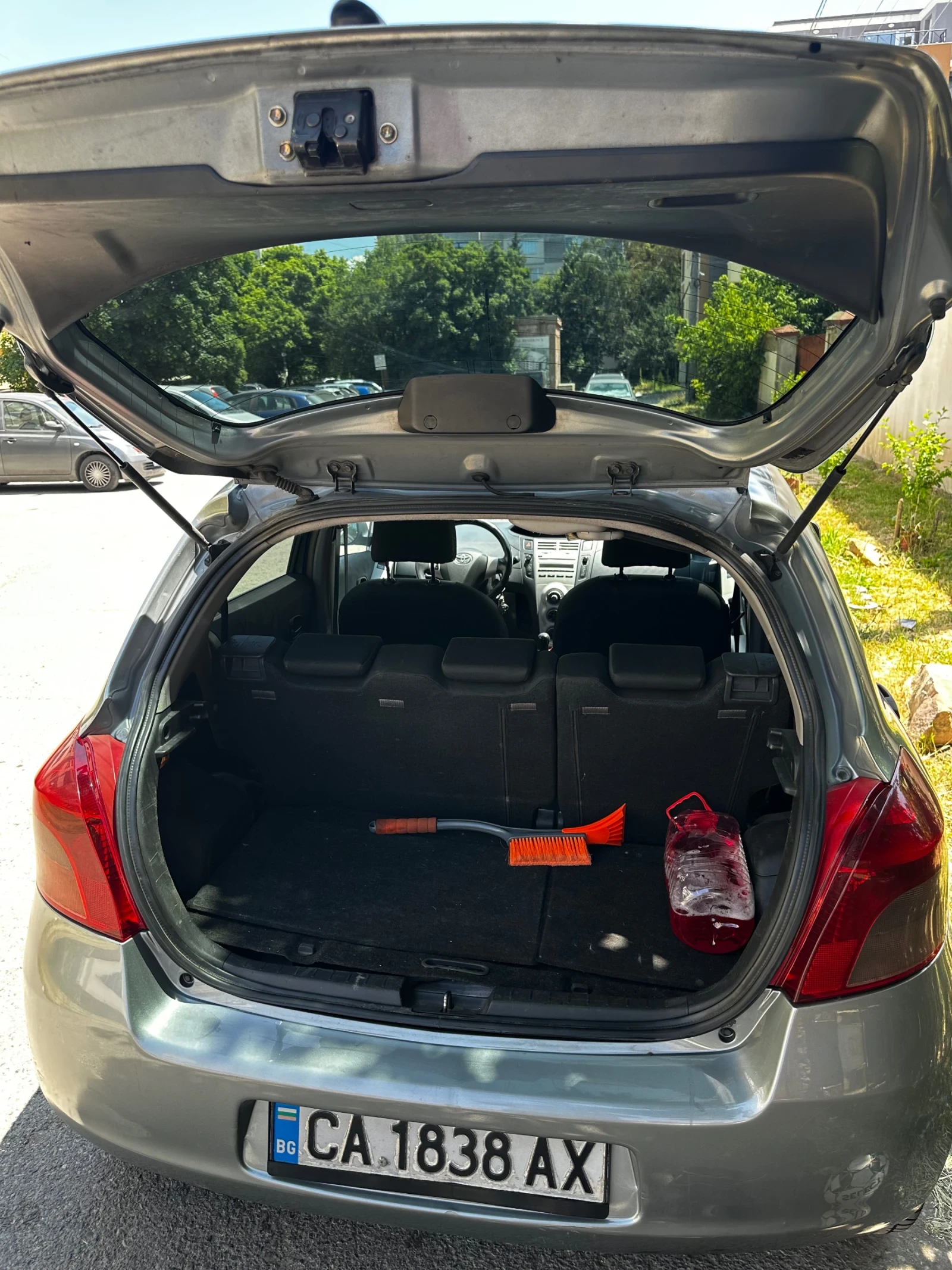 Toyota Yaris 1.4 D4D - изображение 4