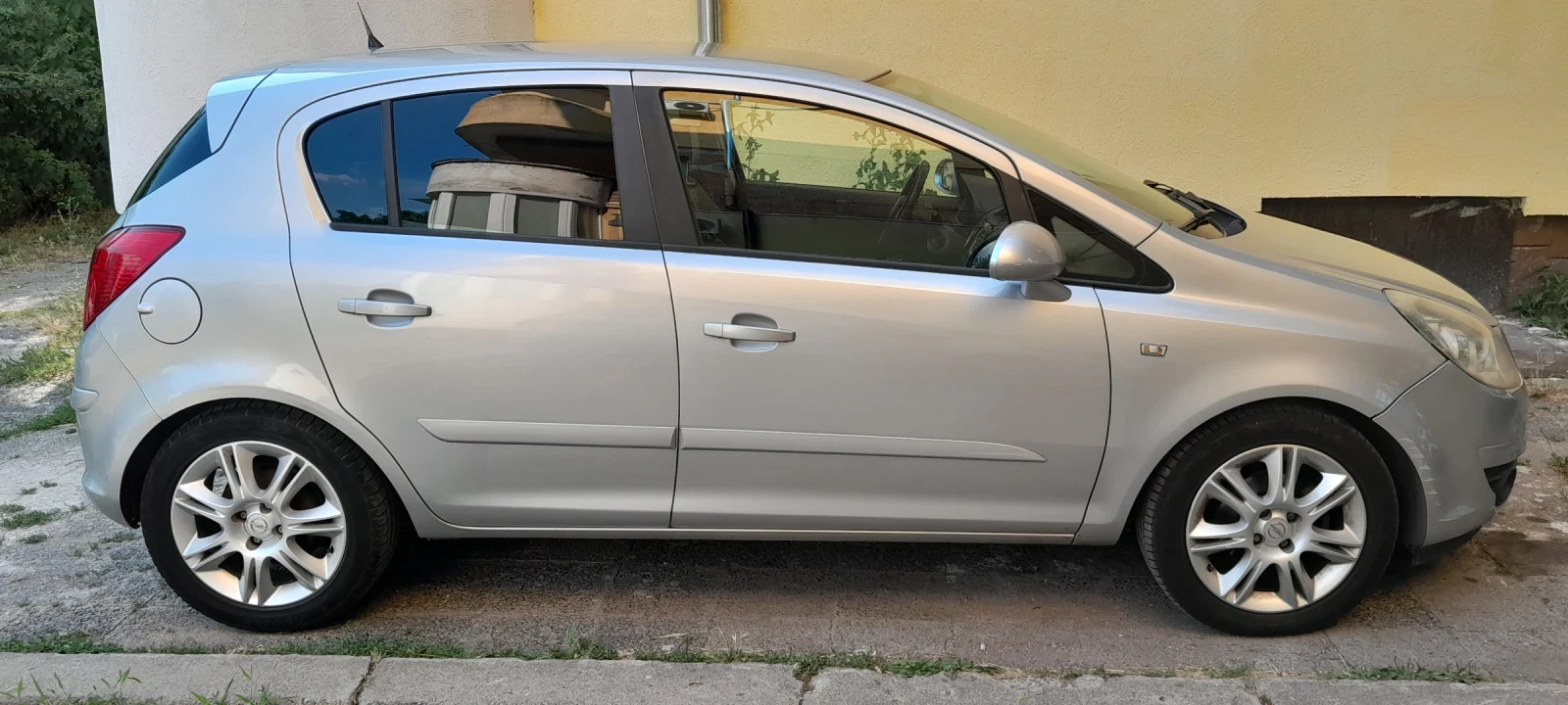 Opel Corsa 1.2 COSMO бензин - изображение 5