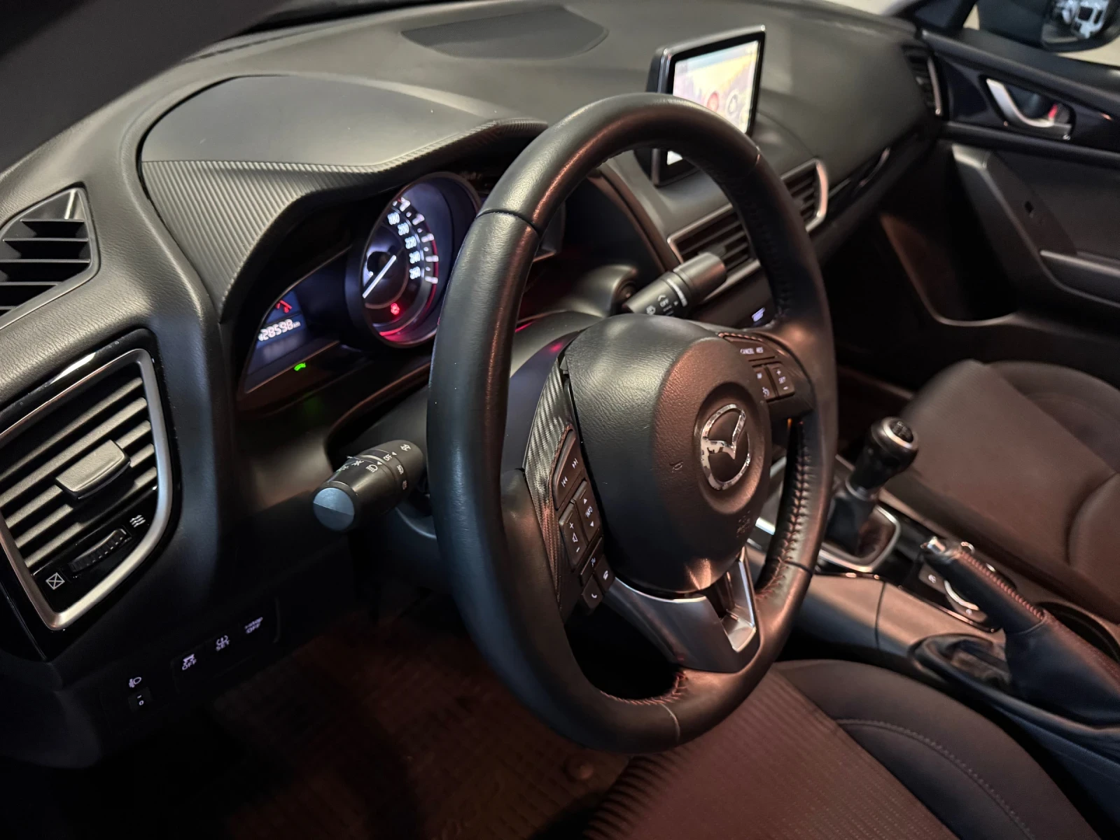 Mazda 3 SCBS!* AndroidAuto* AppleCarPlay* * KeyLess* | Mobile.bg   13