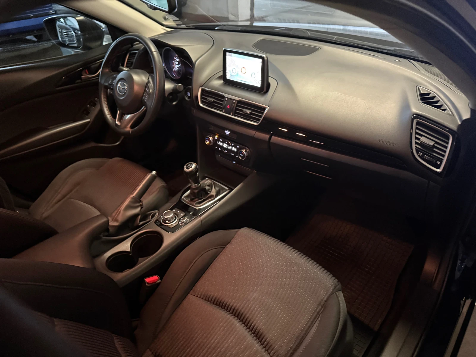 Mazda 3 SCBS!* AndroidAuto* AppleCarPlay* * KeyLess* | Mobile.bg   12