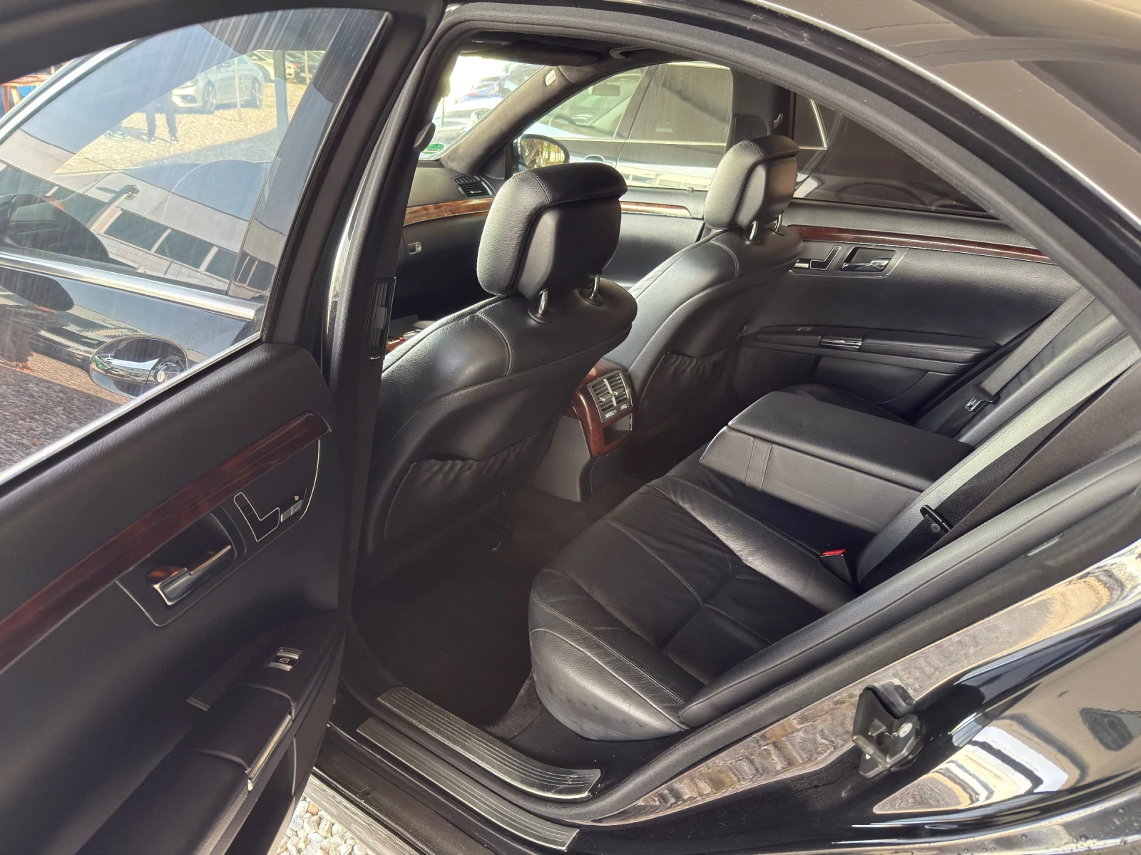 Mercedes-Benz S 500 S500 4Matic 388 - изображение 9