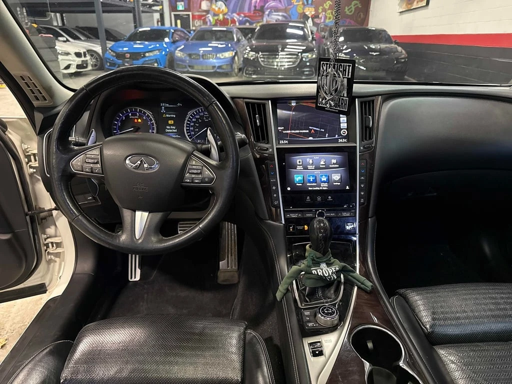 Infiniti Q50 * Red Sport 400 * CARFAX * БЕЗ ПЪРВОНАЧАЛНА ВНОСКА - изображение 9