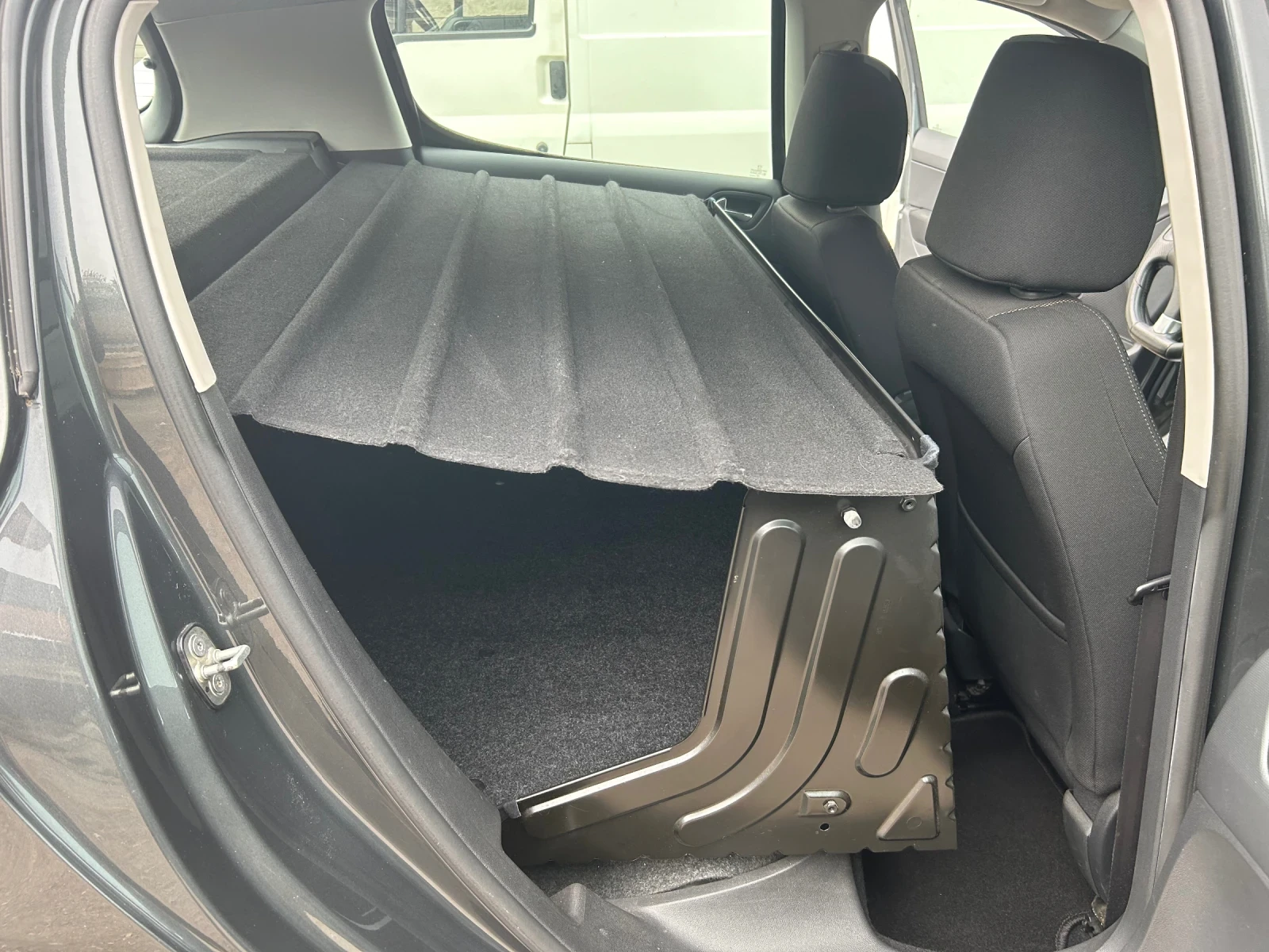 Peugeot 308 1.6Hdi92P.s N1, снимка 11 - Автомобили и джипове - 54620232