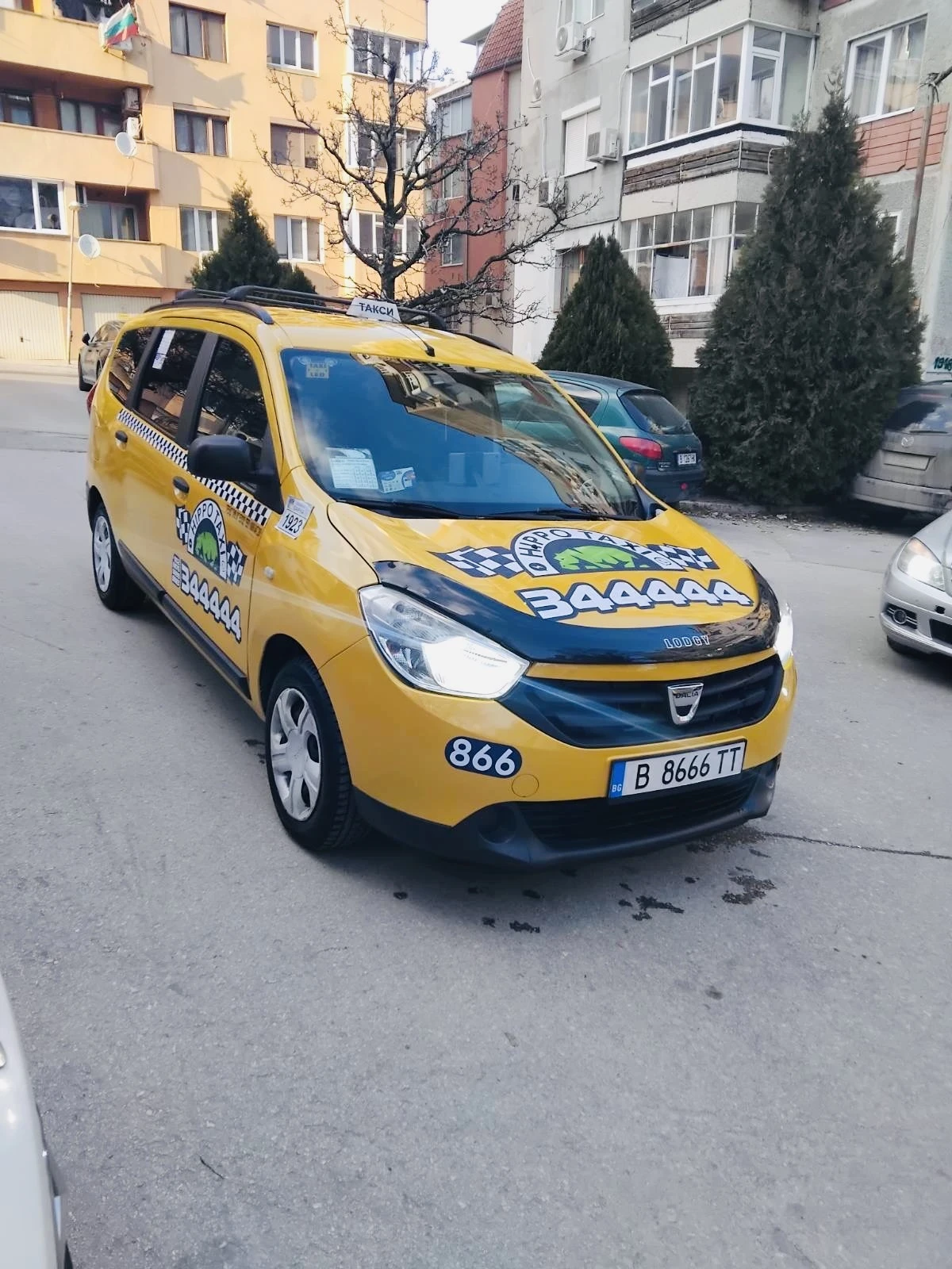 Dacia Lodgy undefined | Auto.bg — изображение 1