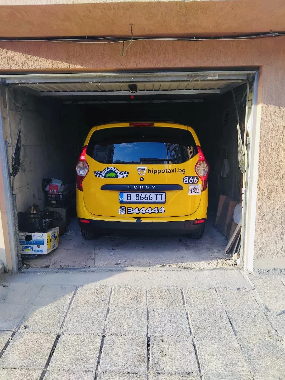 Dacia Lodgy, снимка 2 - Автомобили и джипове - 53923180