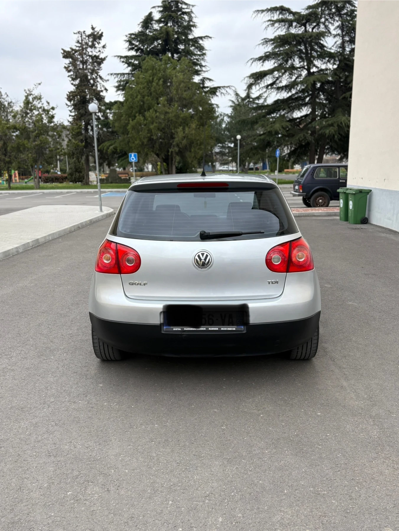 VW Golf 1.9tdi, снимка 5 - Автомобили и джипове - 53949549