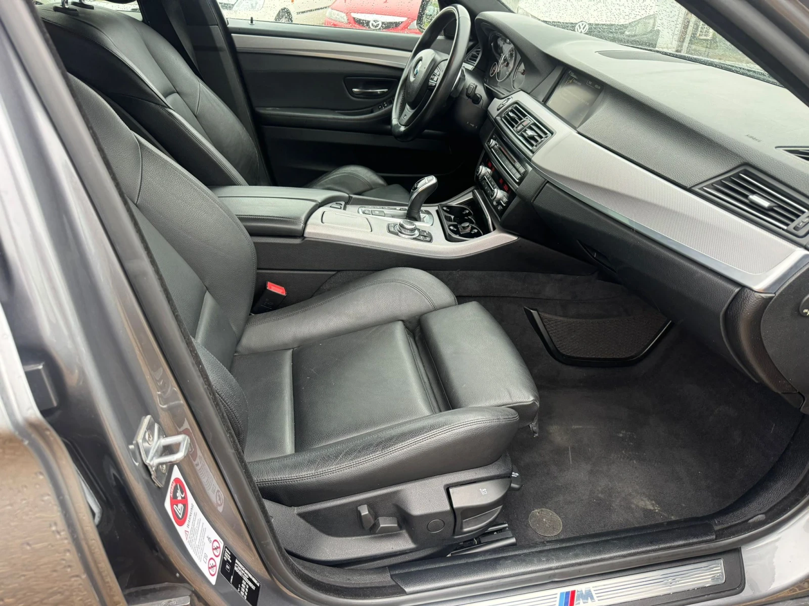 BMW 535 XD M- PAK, снимка 15 - Автомобили и джипове - 54054550