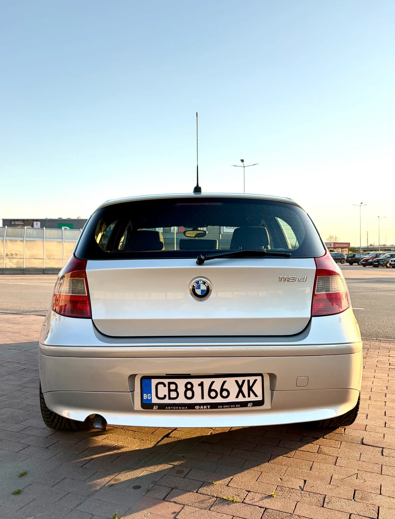 BMW 118, снимка 5 - Автомобили и джипове - 54476522