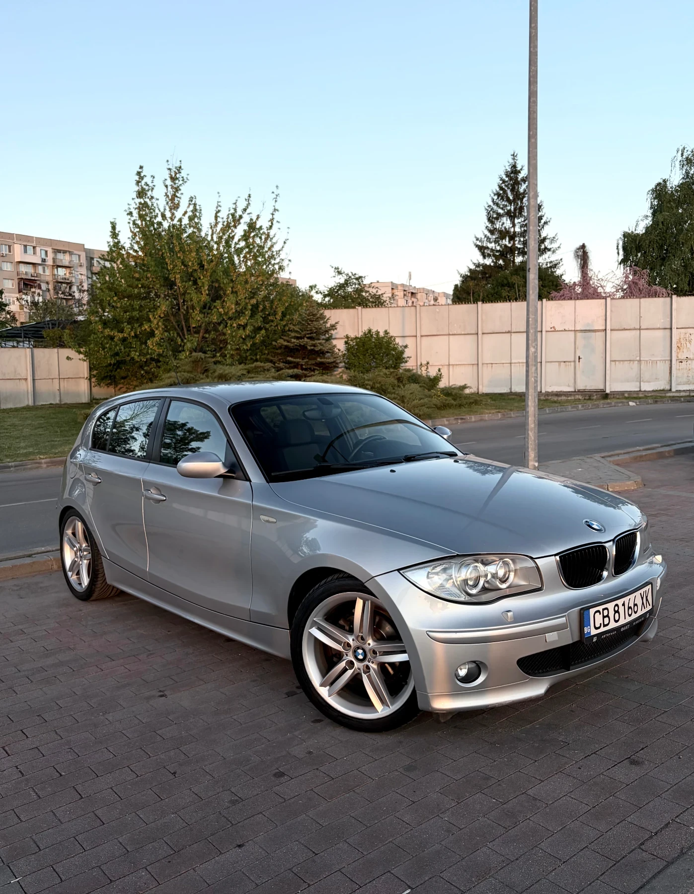 BMW 118, снимка 2 - Автомобили и джипове - 54476522