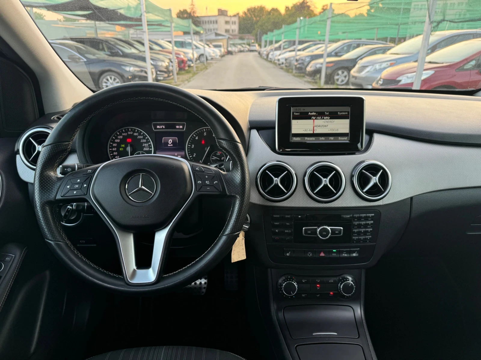 Mercedes-Benz B 180 ШВЕЙЦАРИЯ , Автомат , LED, снимка 13 - Автомобили и джипове - 54680929
