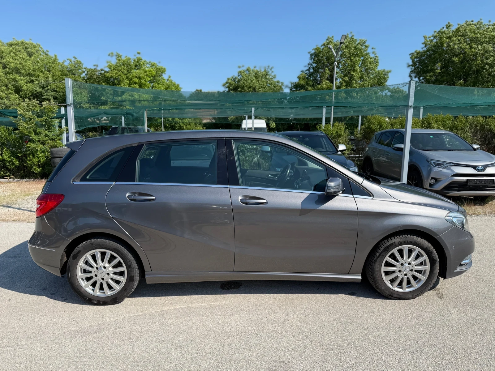 Mercedes-Benz B 180 ШВЕЙЦАРИЯ , Автомат , LED, снимка 7 - Автомобили и джипове - 54680929