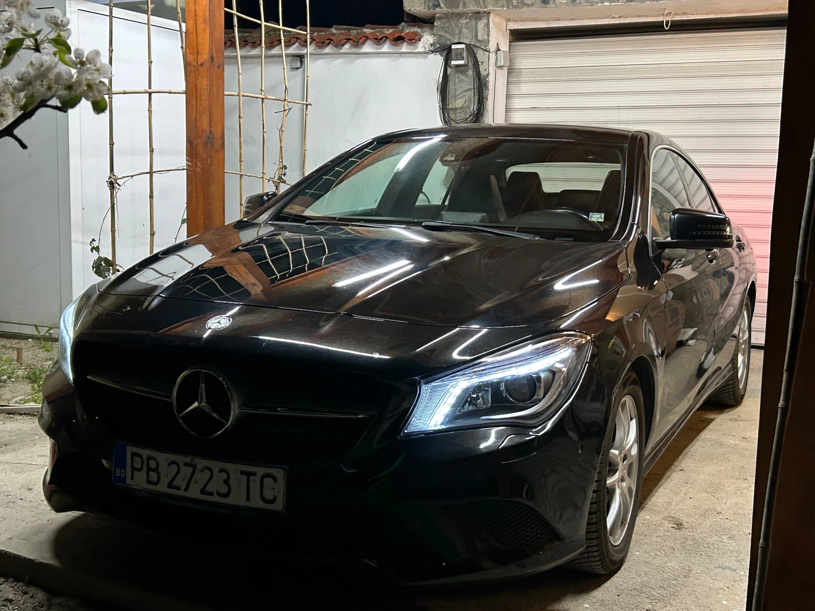Mercedes-Benz CLA 220, снимка 10 - Автомобили и джипове - 54714373