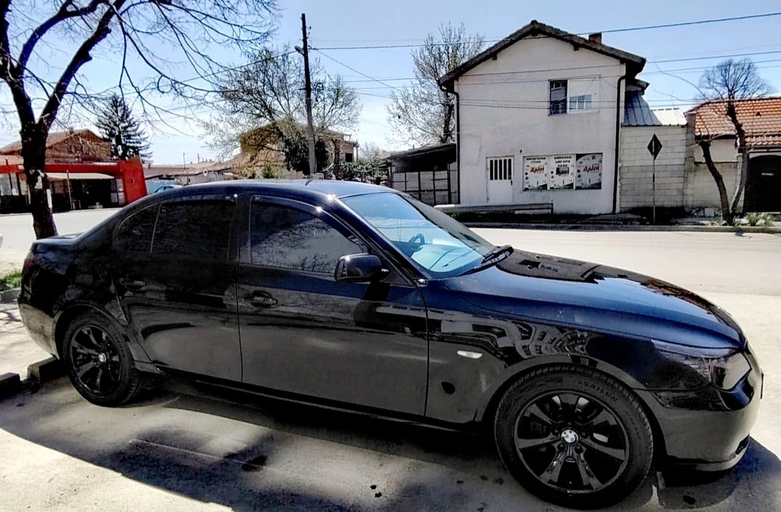BMW 520 facelift, снимка 4 - Автомобили и джипове - 54764563