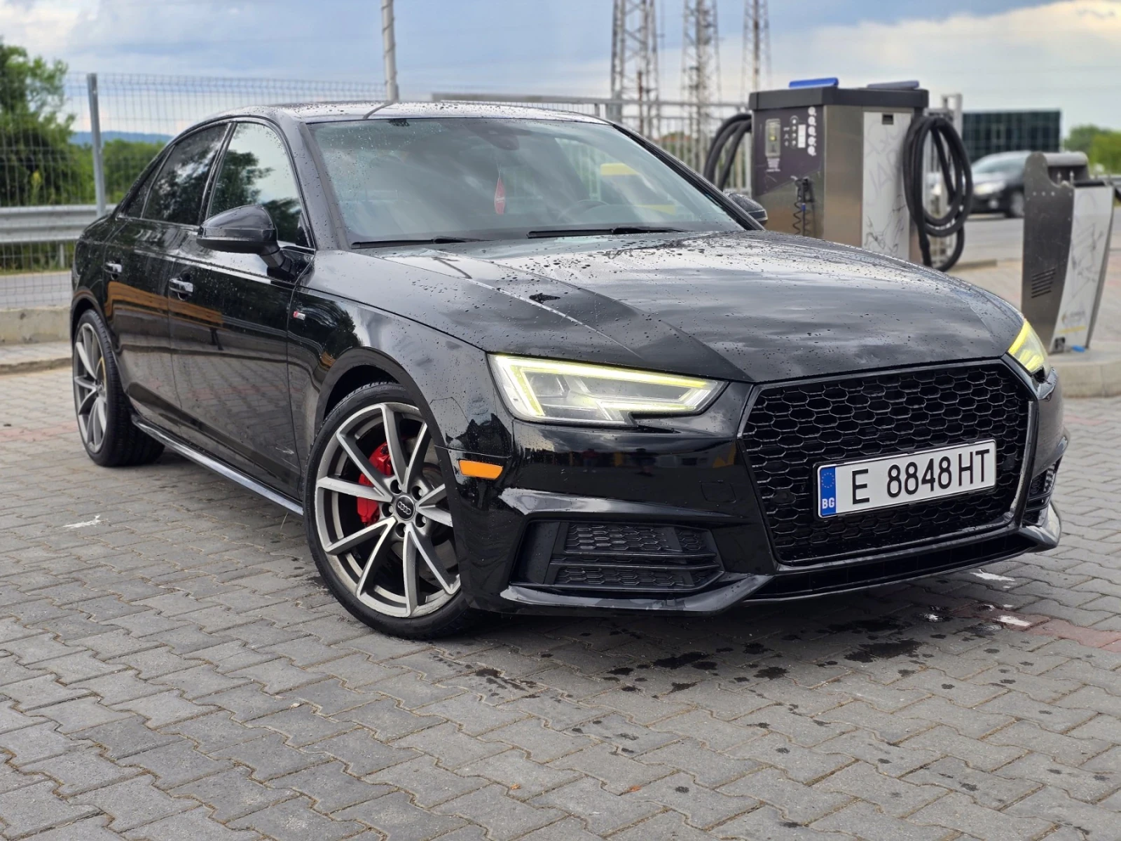 Audi A4 S-line Premium+ + 