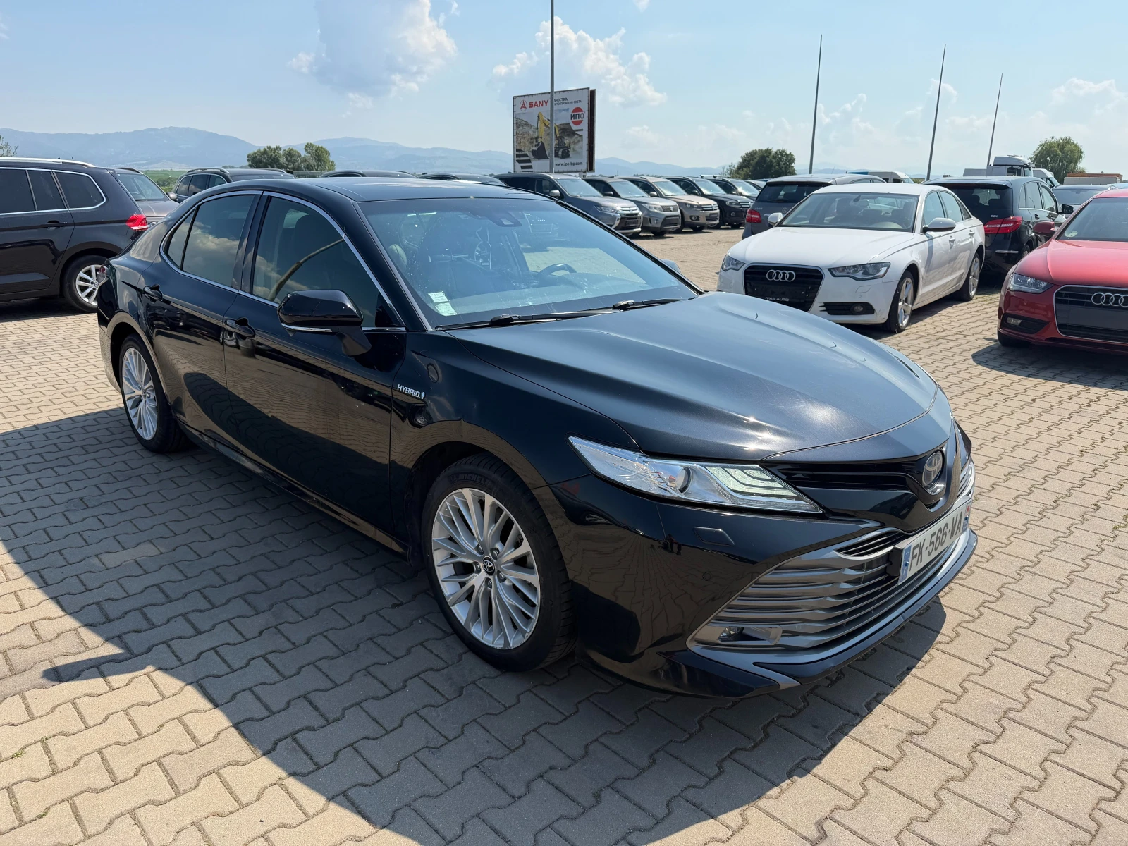 Toyota Camry 2.5Hybrid AVTOMAT/NAVI/KOJA/KAMERA EURO , снимка 4 - Автомобили и джипове - 54999337