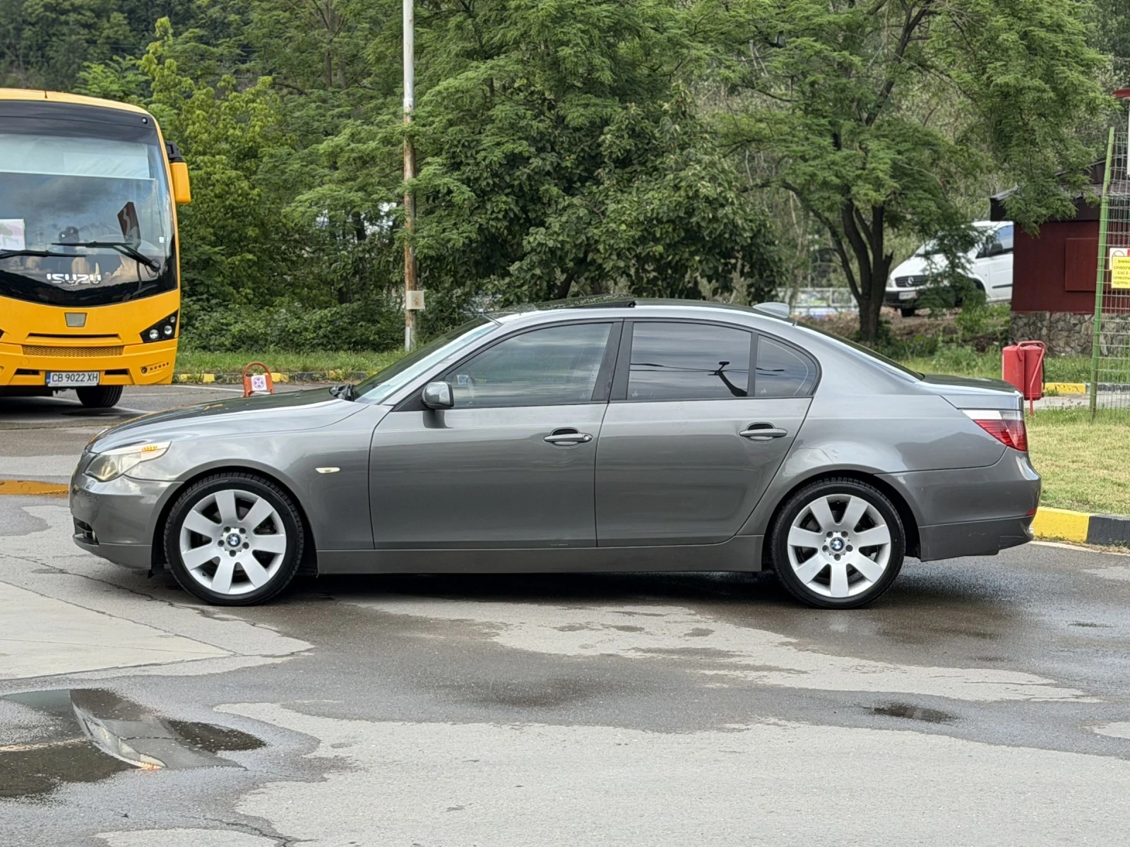 BMW 530, снимка 2 - Автомобили и джипове - 55051698