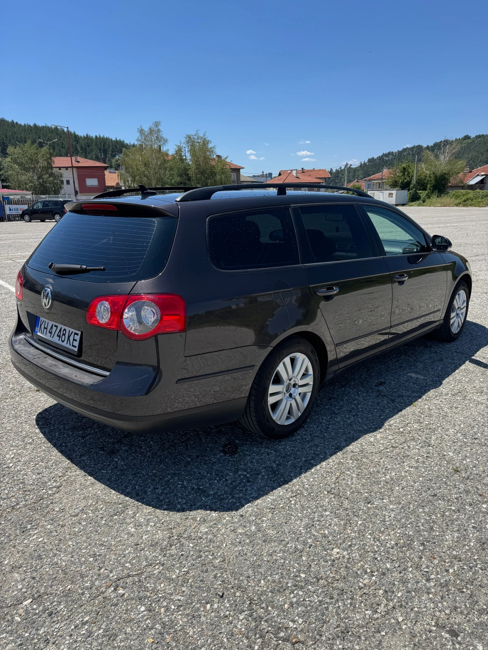 VW Passat 1.6 BSE 102кс, снимка 3 - Автомобили и джипове - 55241482