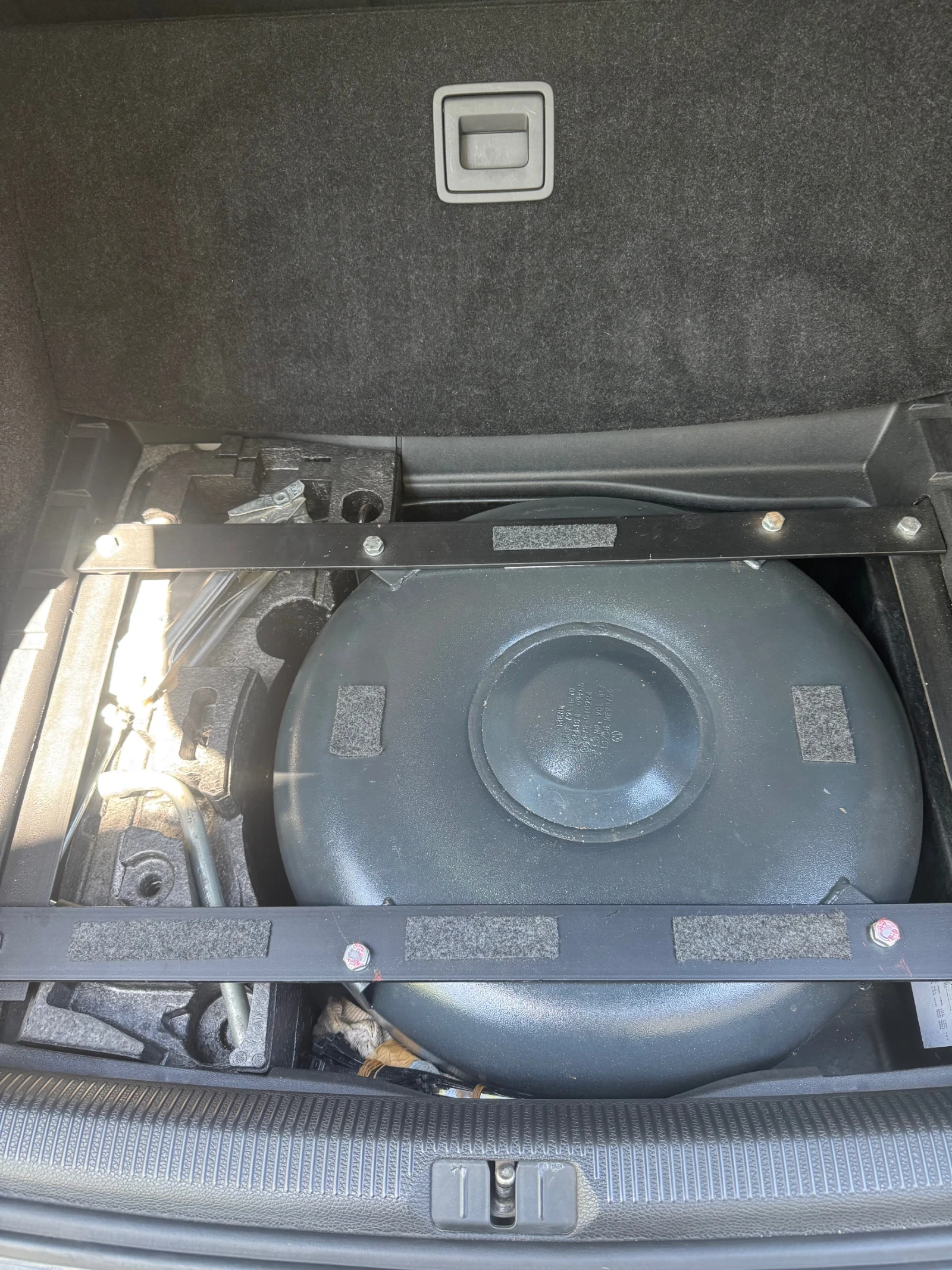 VW Passat 1.6 BSE 102кс, снимка 10 - Автомобили и джипове - 55241482