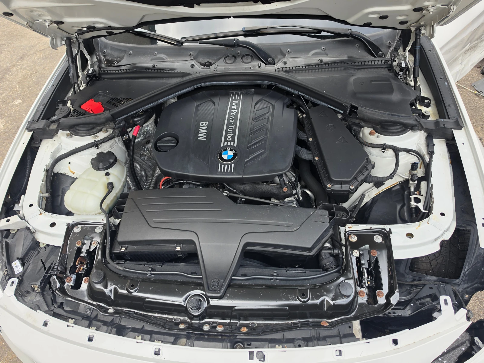BMW 320 М пакет, снимка 4 - Автомобили и джипове - 55314471