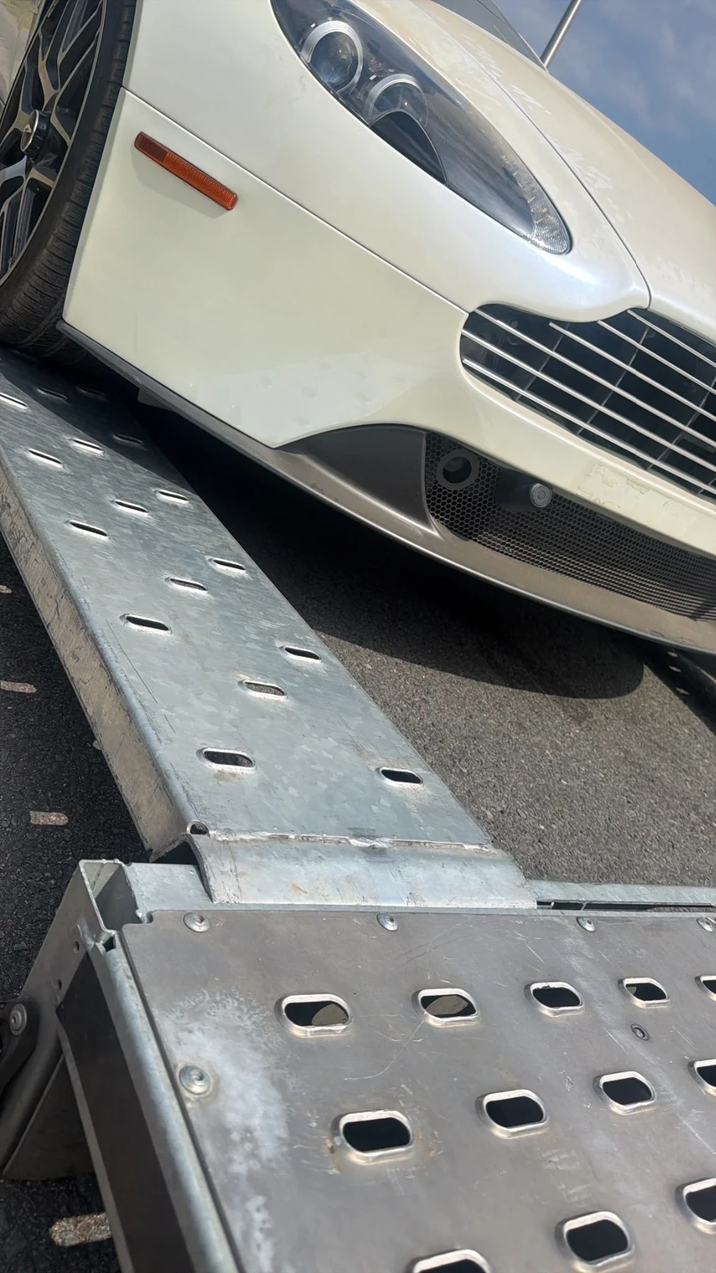 Aston Martin V8 Vantage | Mobile.bg � ����������� 15