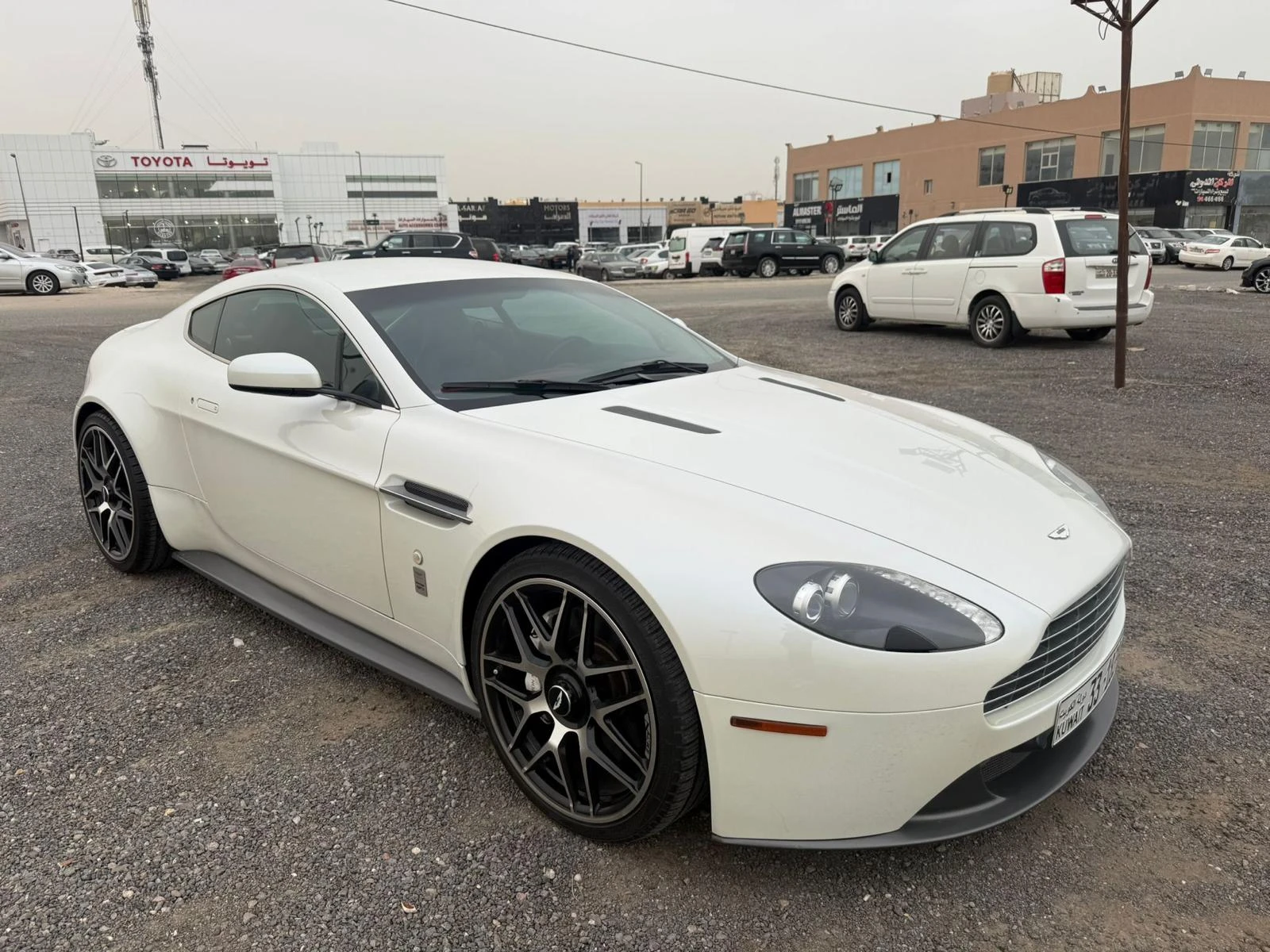 Aston Martin V8 Vantage