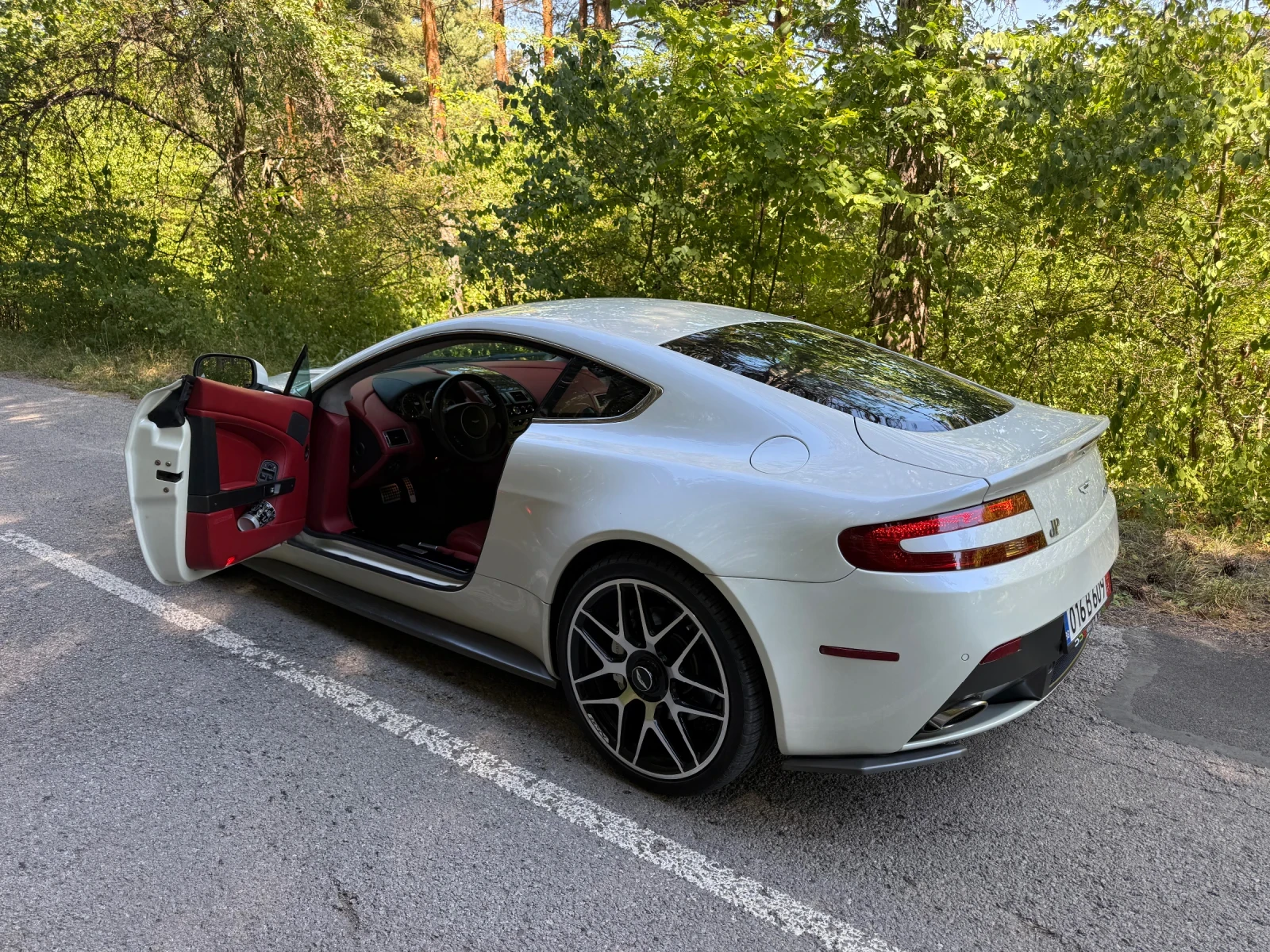 Aston Martin V8 Vantage ������* ������� �����* LIMITED Edition SP10*  | Mobile.bg � ����������� 6