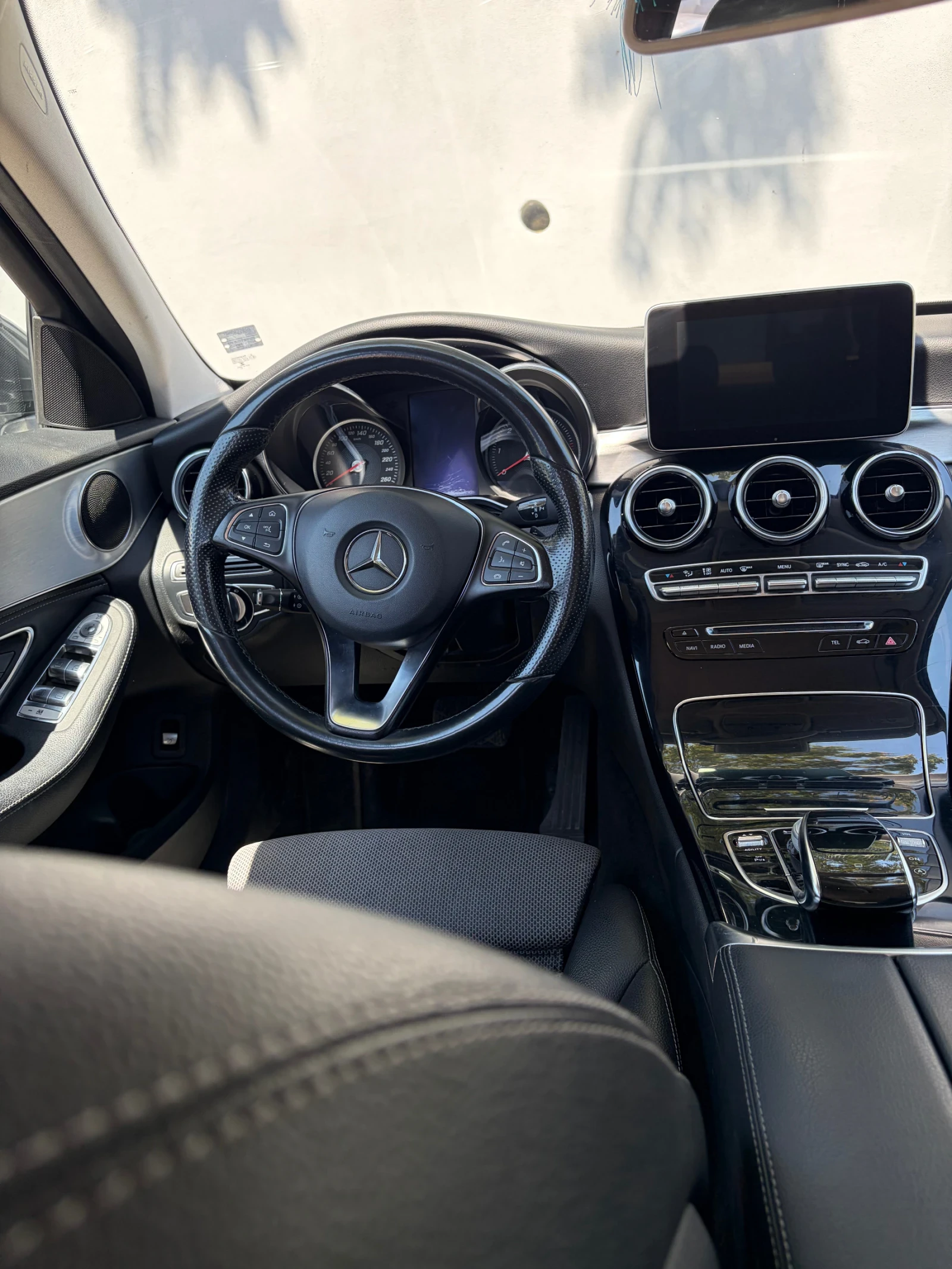 Mercedes-Benz C 220 BLUETEC | Пълна сервизна история в Mercedes-Benz, снимка 7 - Автомобили и джипове - 55631542