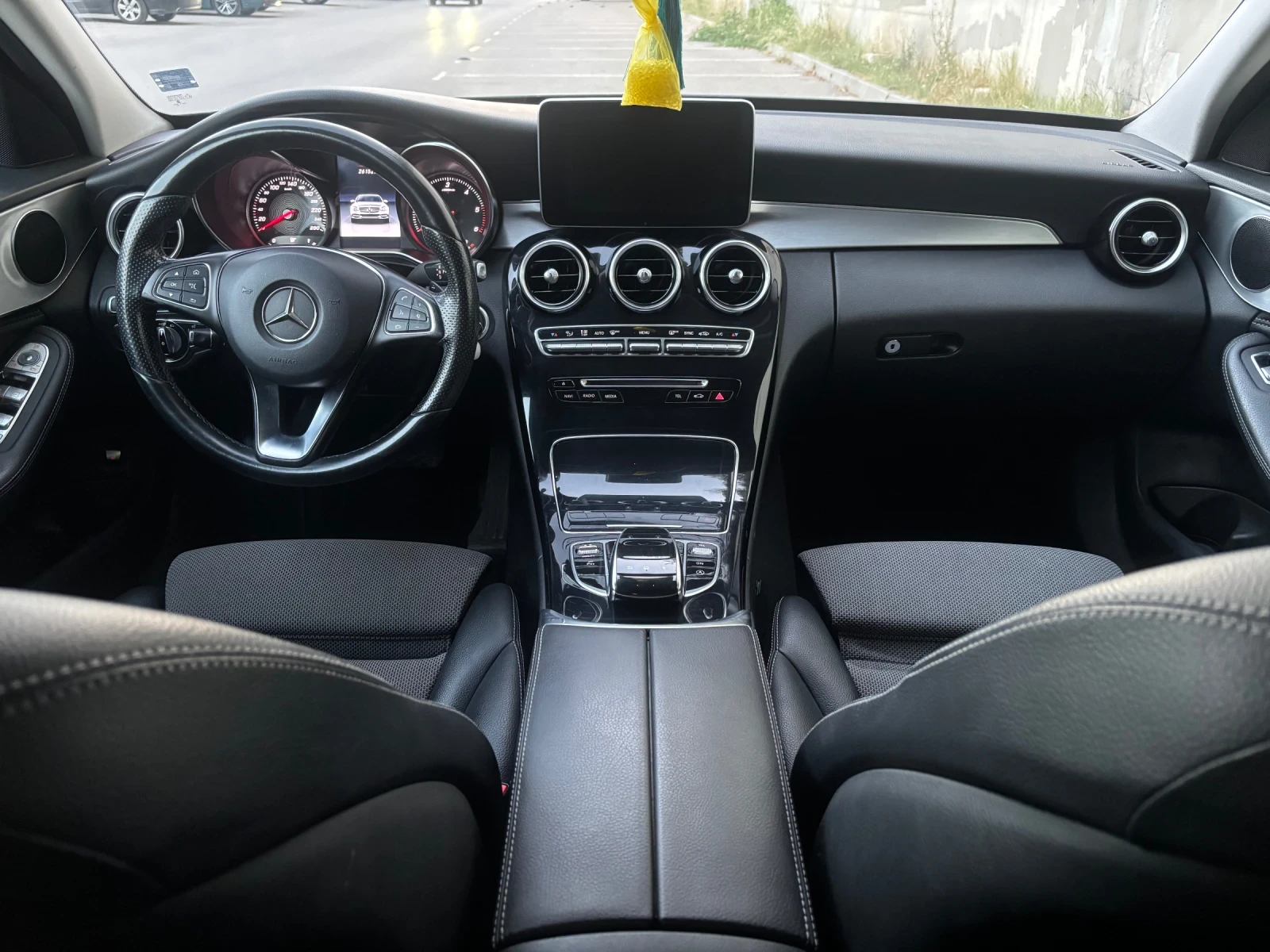 Mercedes-Benz C 220, снимка 6 - Автомобили и джипове - 55631542