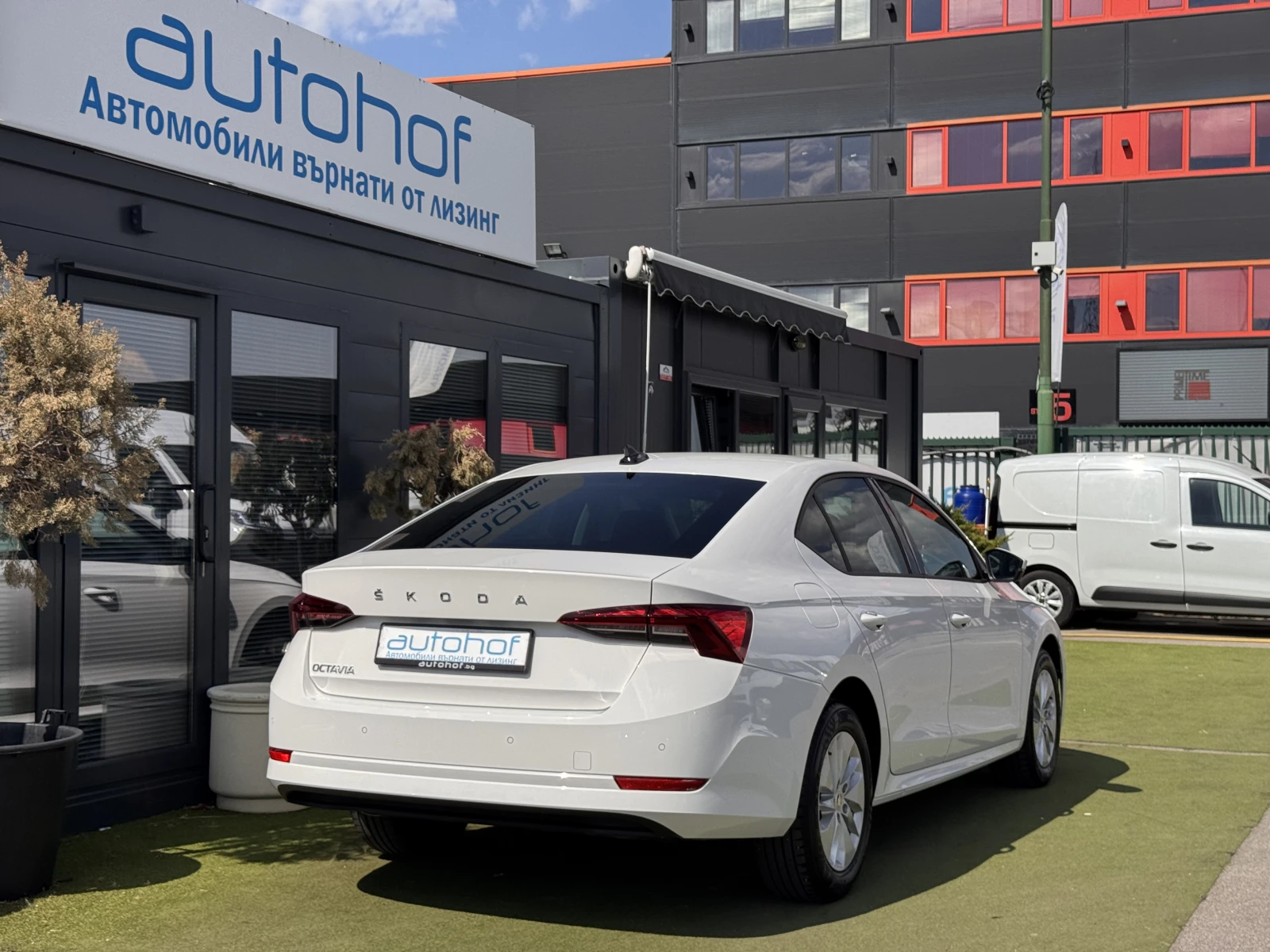 Skoda Octavia AMBITION/2.0TDI/116K.C./7AT/ГАРАНЦИЯ, снимка 4 - Автомобили и джипове - 55835956