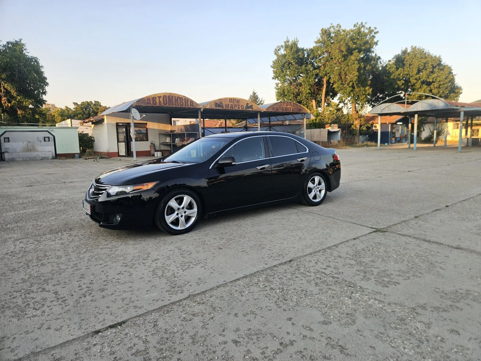 Honda Accord 2.4Executive, снимка 2 - Автомобили и джипове - 56087643